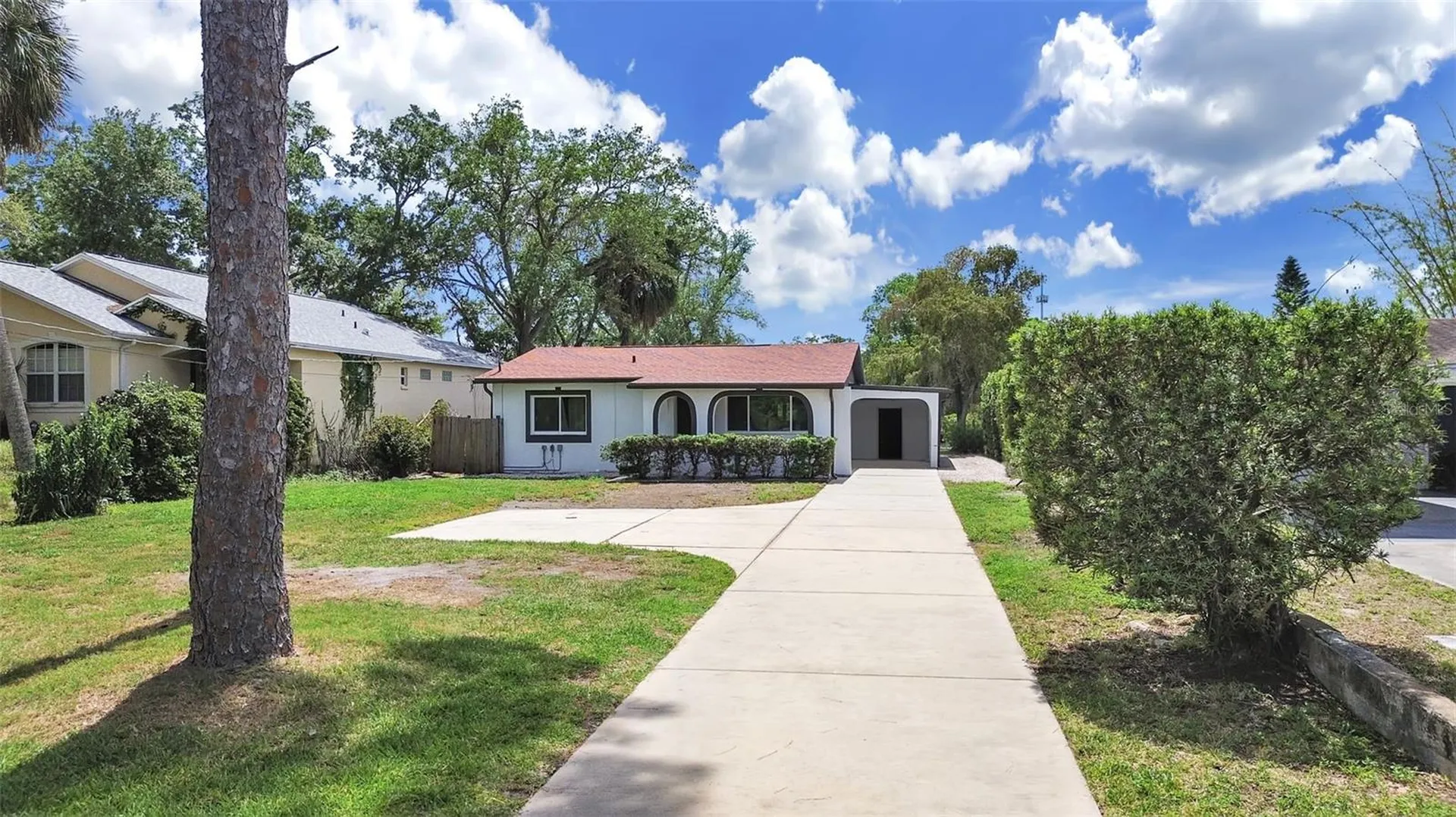 8914 Memorial Highway Tampa FL 33615