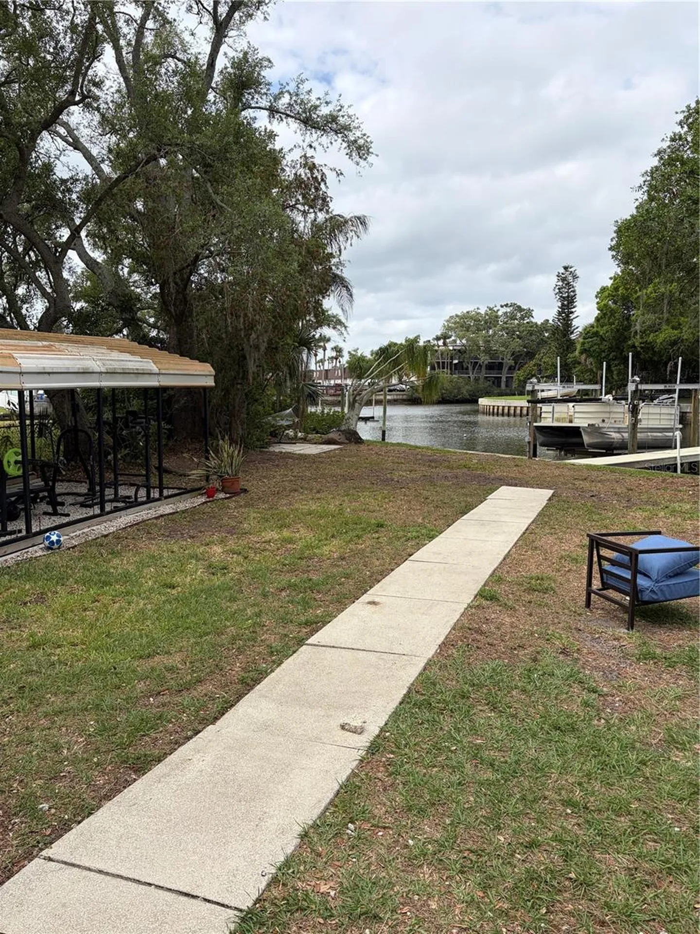8914 Memorial Highway Tampa FL 33615