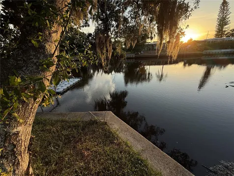 8914 Memorial Highway Tampa FL 33615