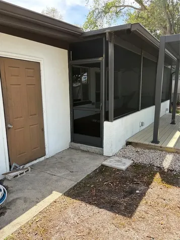 8914 Memorial Highway Tampa FL 33615