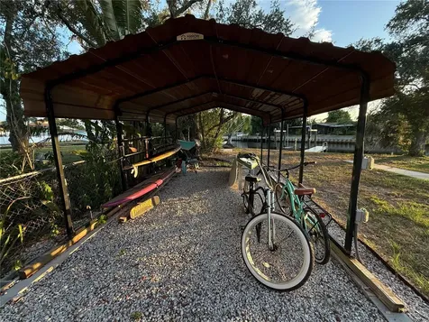 8914 Memorial Highway Tampa FL 33615