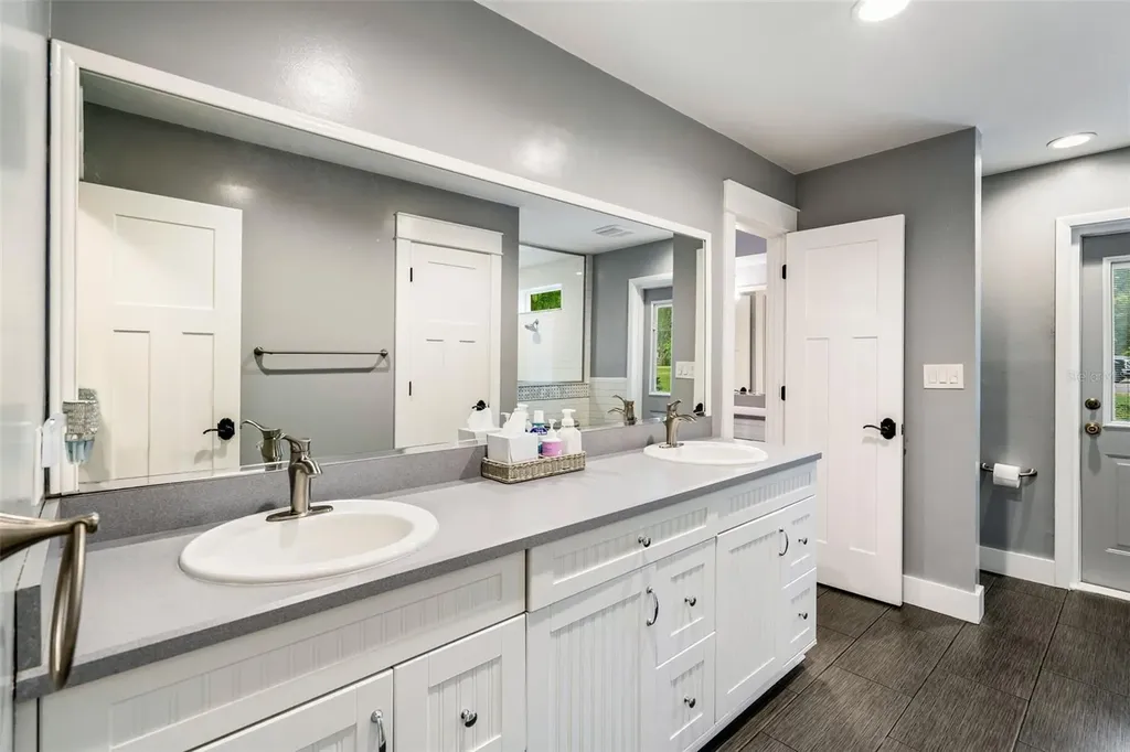 13404 NW 36th Avenue Gainesville FL 32606