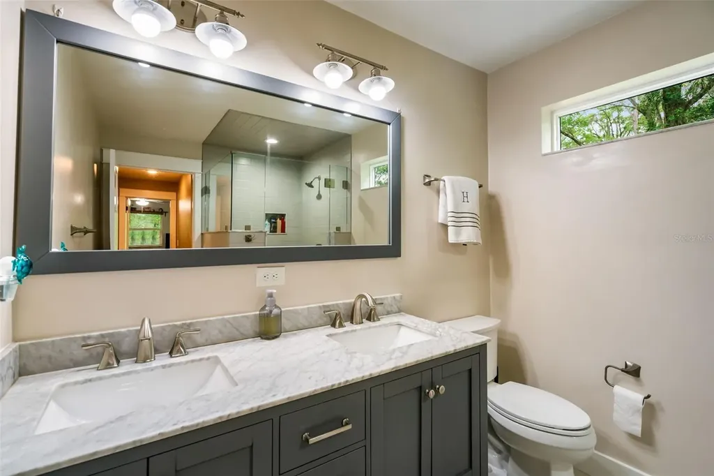 13404 NW 36th Avenue Gainesville FL 32606