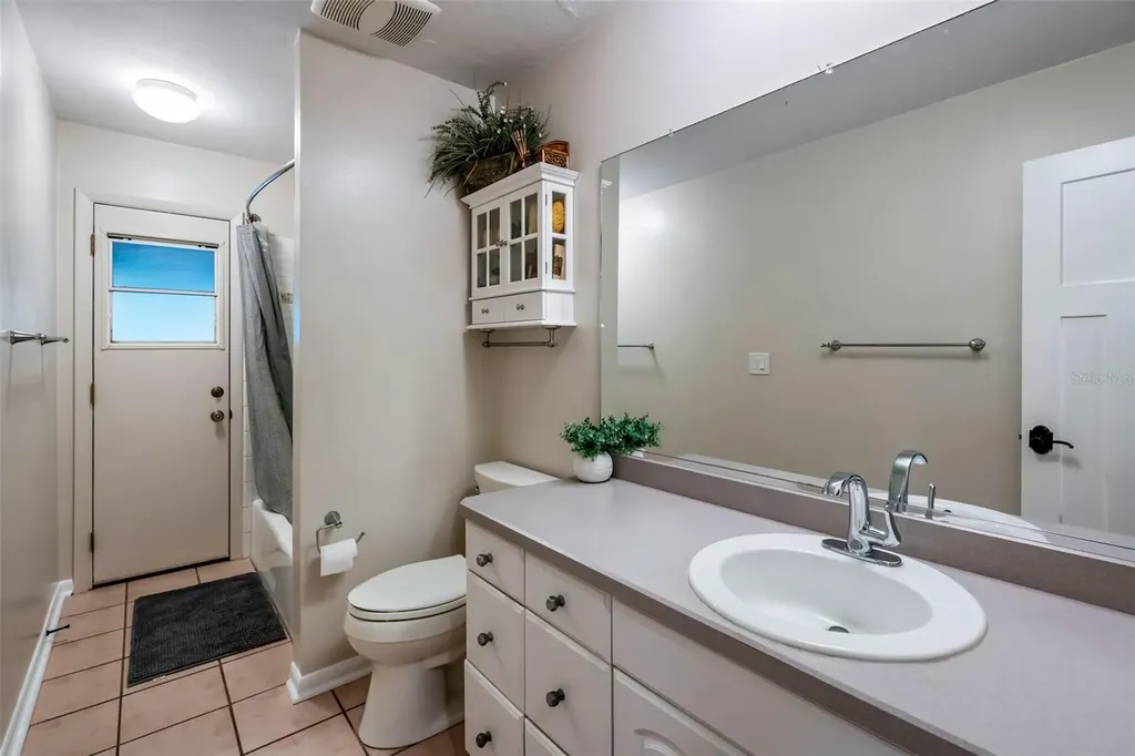 13404 NW 36th Avenue Gainesville FL 32606