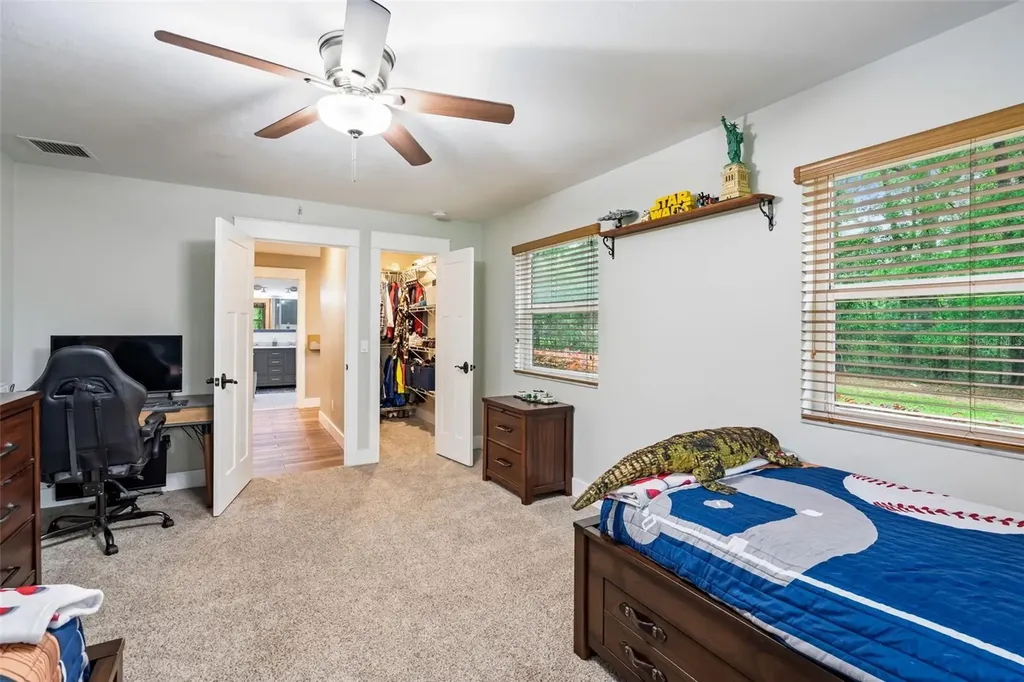 13404 NW 36th Avenue Gainesville FL 32606