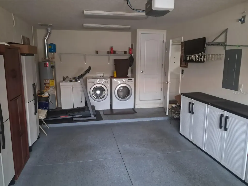 222 David Walker Drive Tavares FL 32778