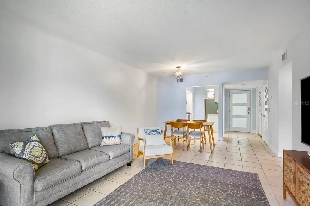 1935 Gulf Of Mexico Drive Longboat Key FL 34228