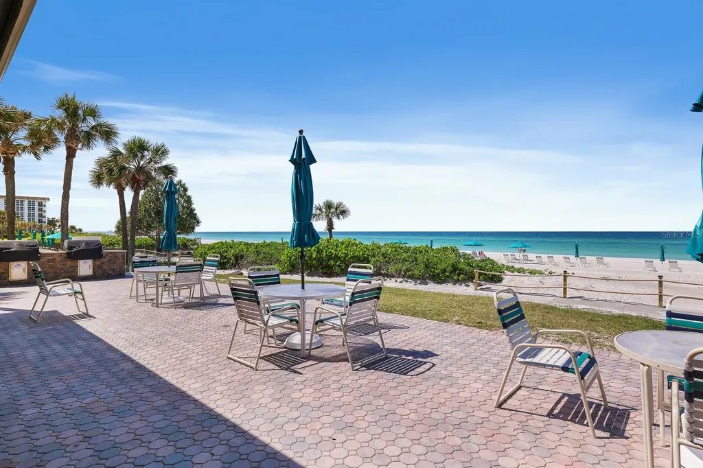 1935 Gulf Of Mexico Drive Longboat Key FL 34228