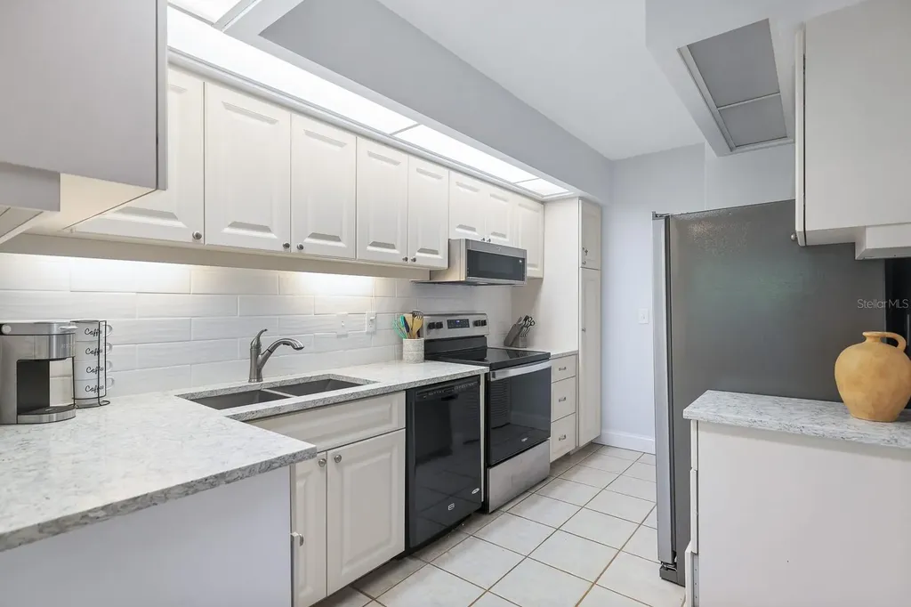 1935 Gulf Of Mexico Drive Longboat Key FL 34228