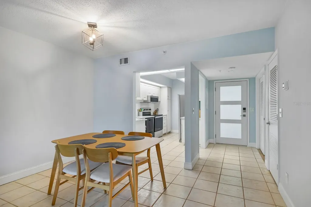 1935 Gulf Of Mexico Drive Longboat Key FL 34228