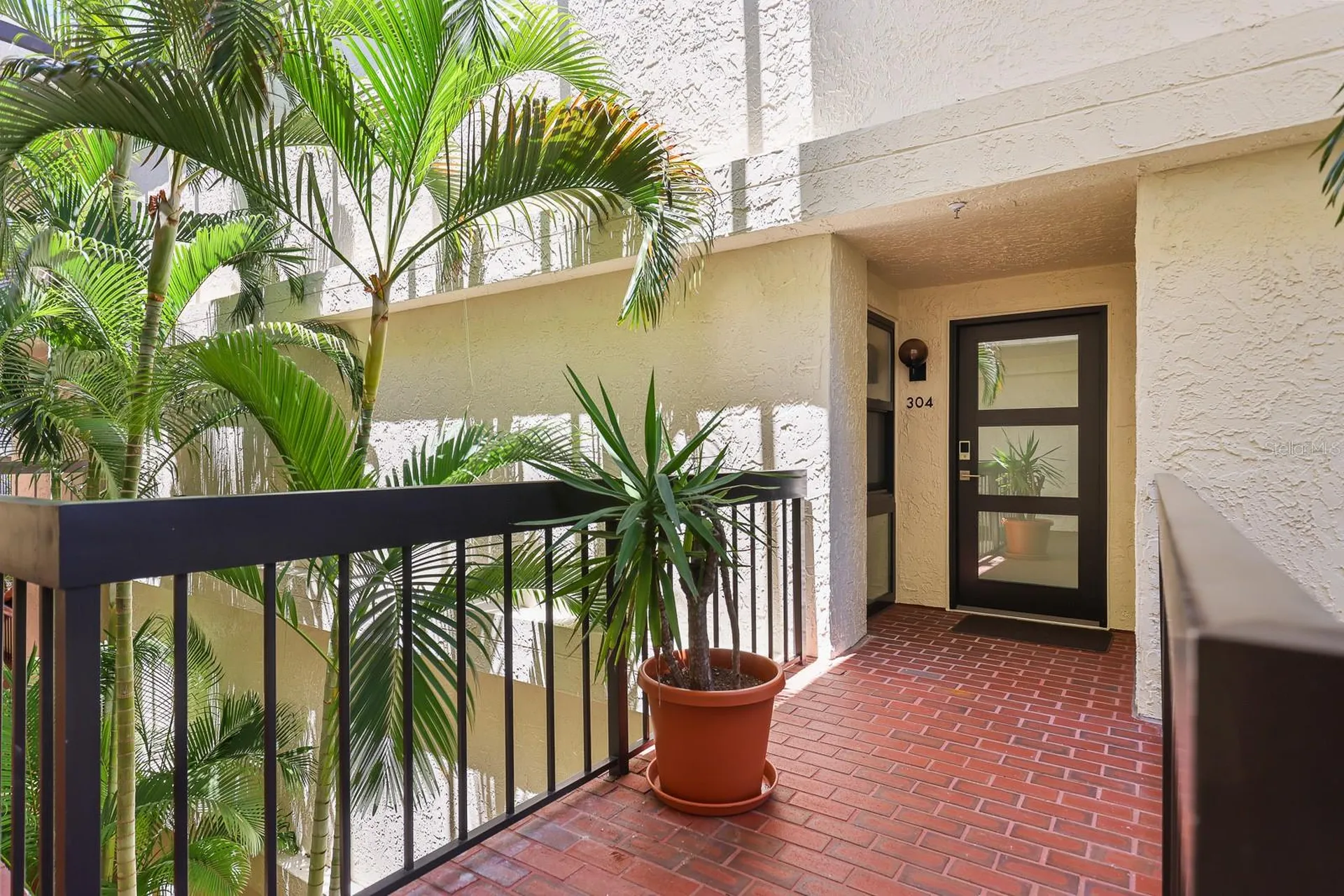 1935 Gulf Of Mexico Drive Longboat Key FL 34228