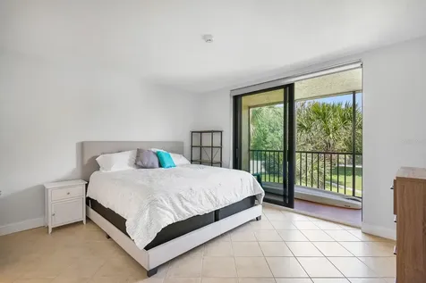 1935 Gulf Of Mexico Drive Longboat Key FL 34228