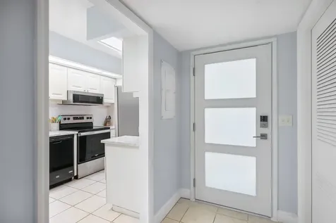 1935 Gulf Of Mexico Drive Longboat Key FL 34228