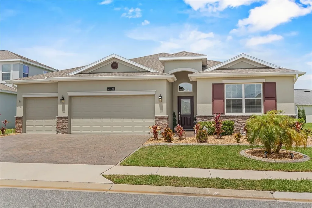 2215 Camden Park Avenue Davenport FL 33837