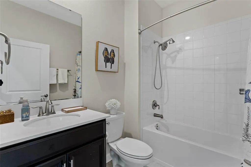 2215 Camden Park Avenue Davenport FL 33837