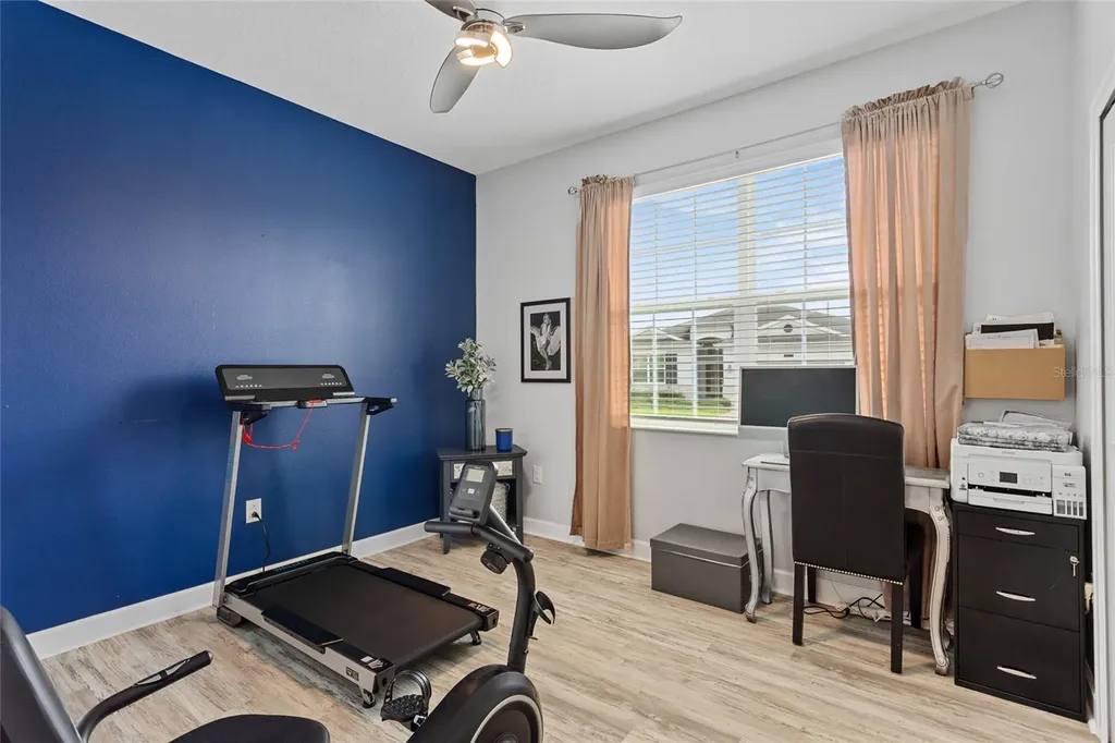 2215 Camden Park Avenue Davenport FL 33837