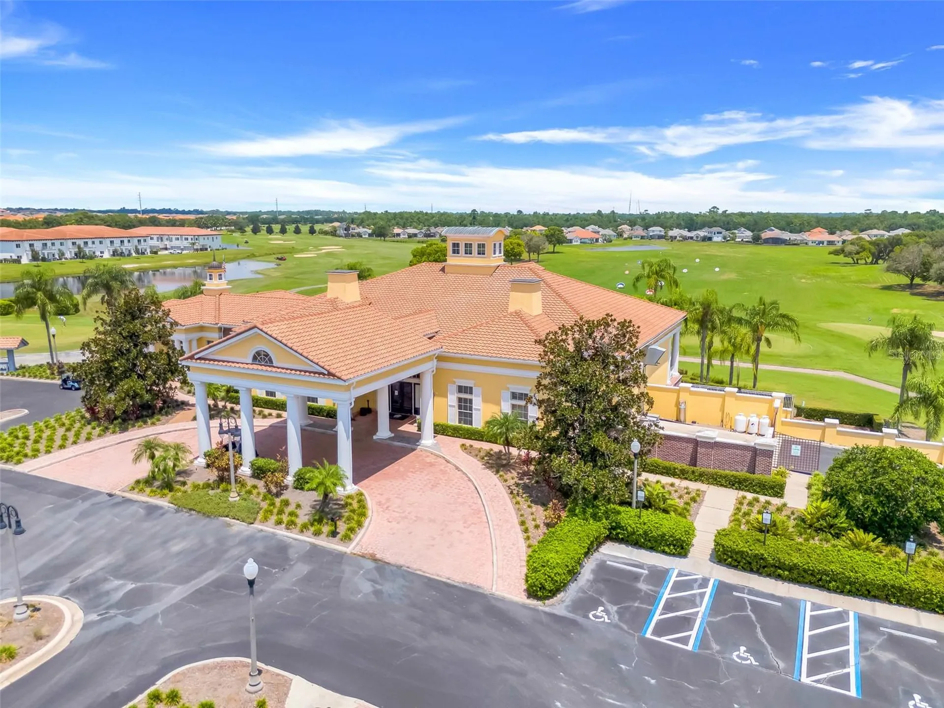 2215 Camden Park Avenue Davenport FL 33837