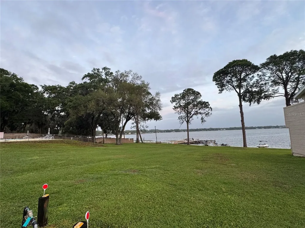 11001 SE Sunset Harbor Road Summerfield FL 34491