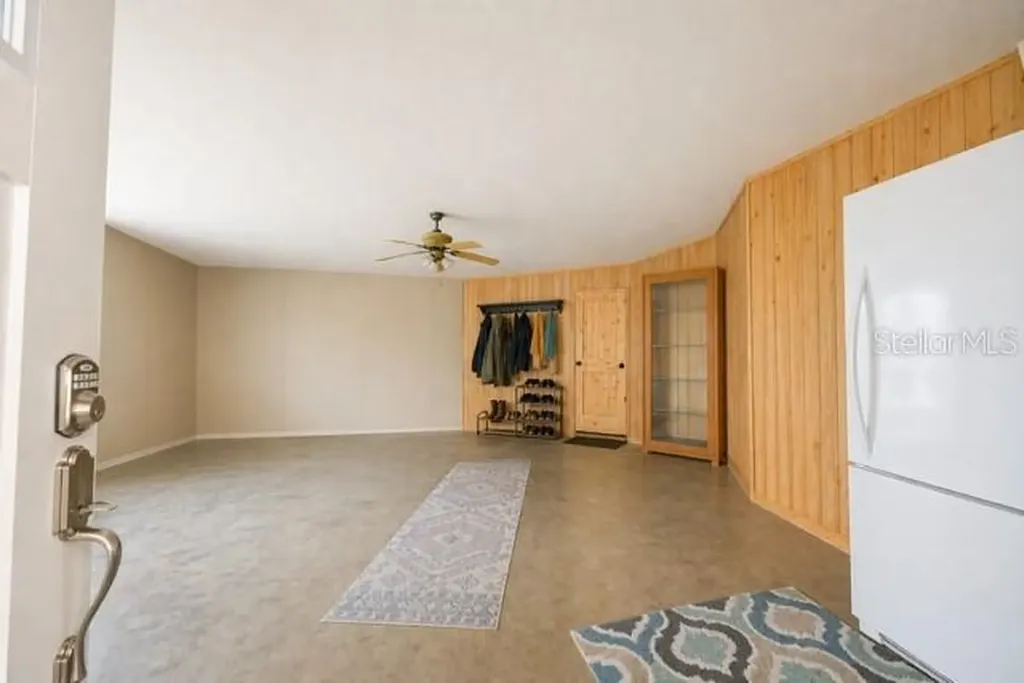 3019 SE 90th Avenue Newberry FL 32669