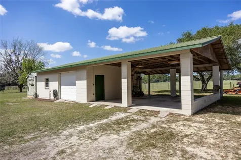 3019 SE 90th Avenue Newberry FL 32669