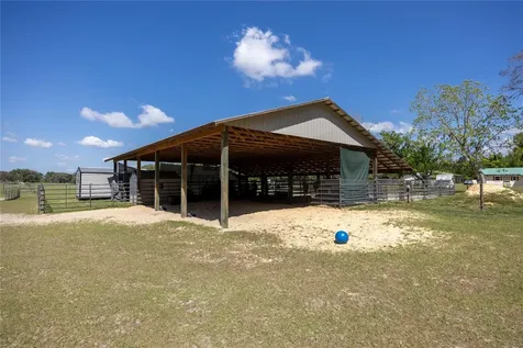 3019 SE 90th Avenue Newberry FL 32669