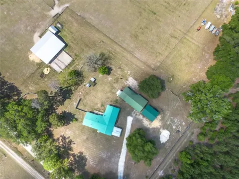 3019 SE 90th Avenue Newberry FL 32669