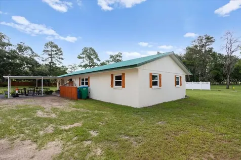 3019 SE 90th Avenue Newberry FL 32669