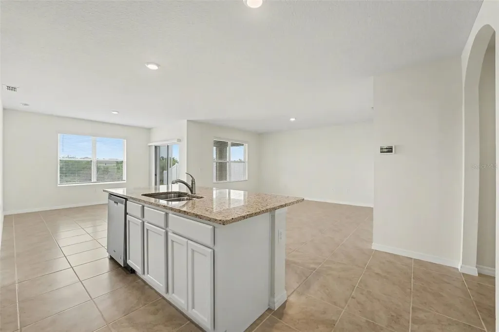 2795 Grandbury Grove Road Lakeland FL 33811