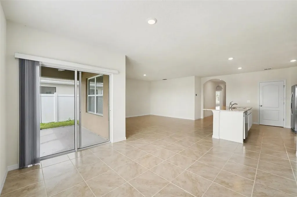 2795 Grandbury Grove Road Lakeland FL 33811