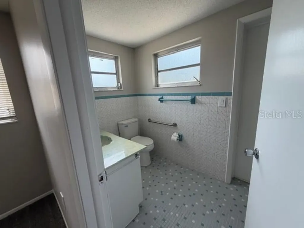 3220 Huntington Road Holiday FL 34691