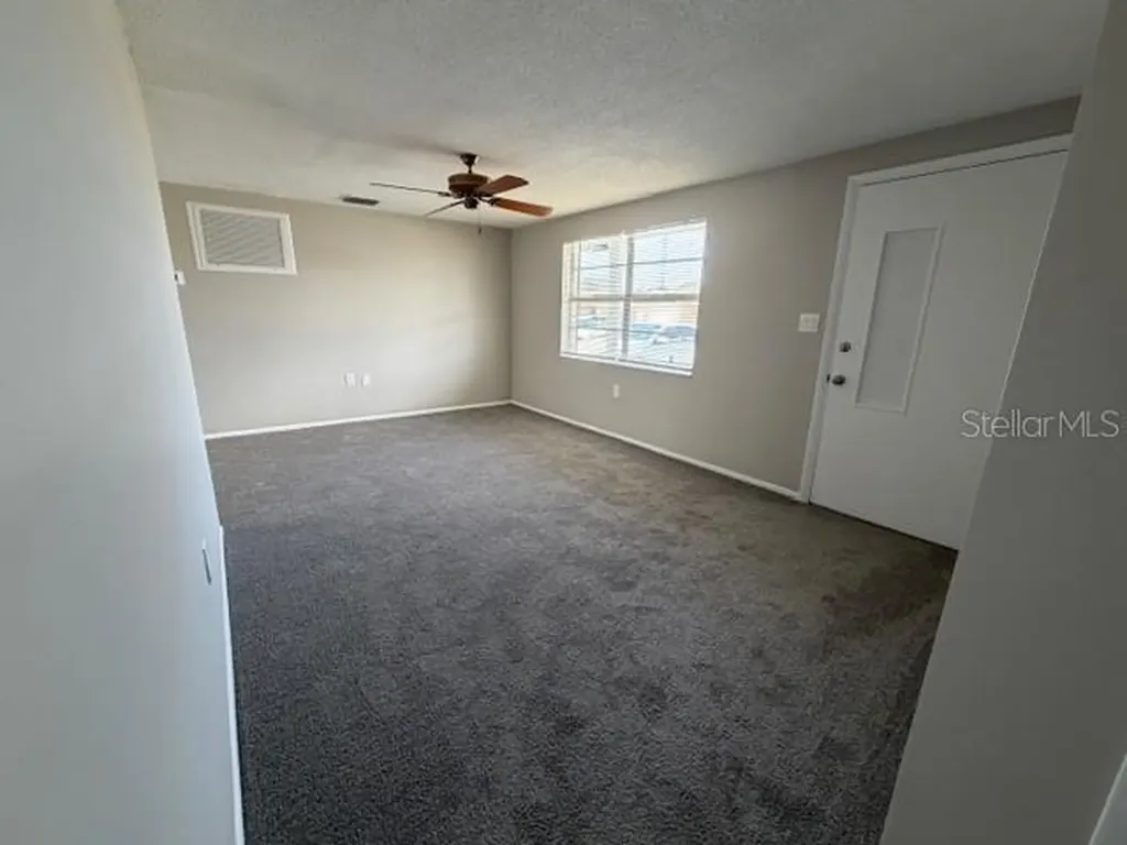 3220 Huntington Road Holiday FL 34691