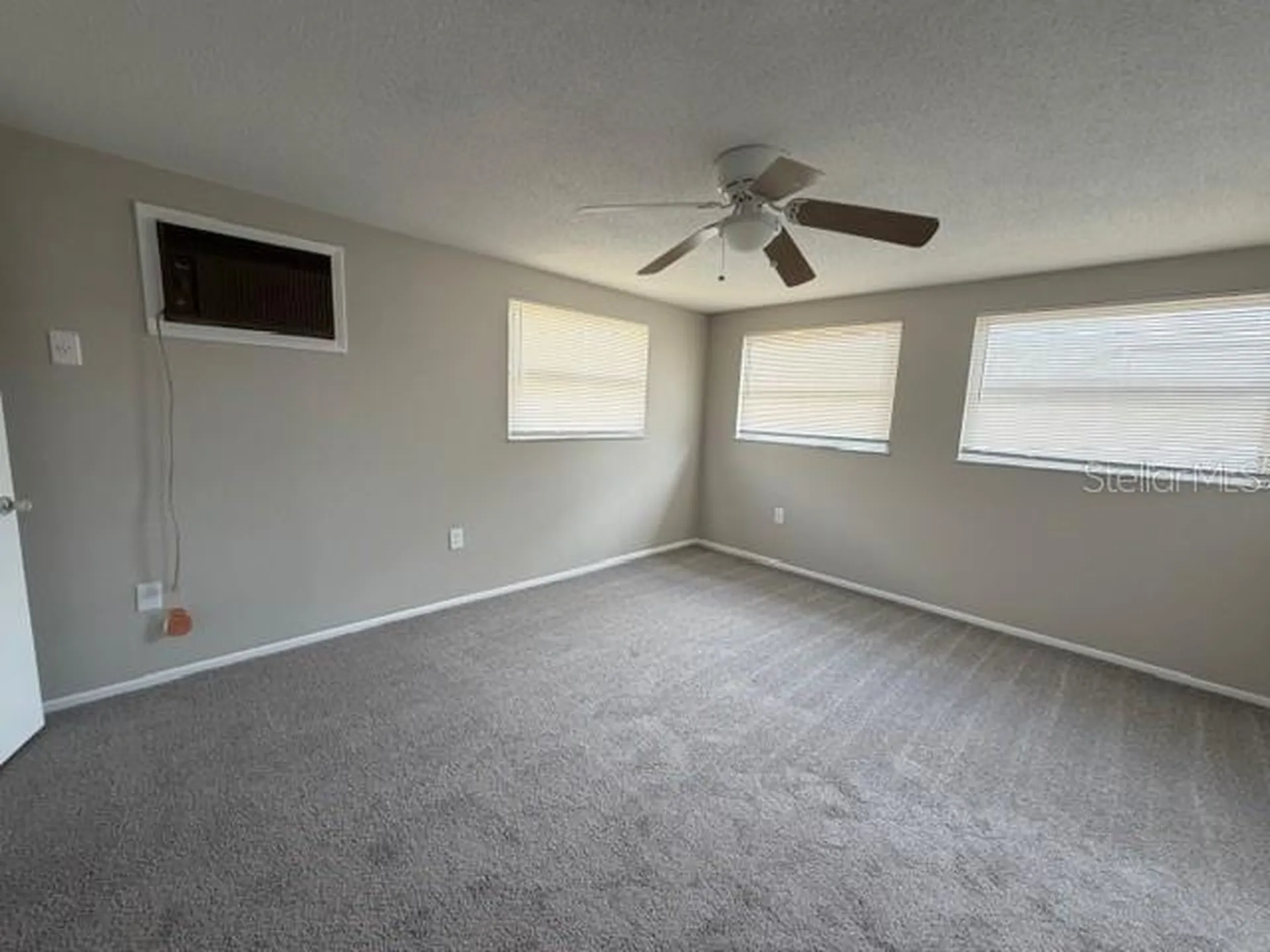 3220 Huntington Road Holiday FL 34691