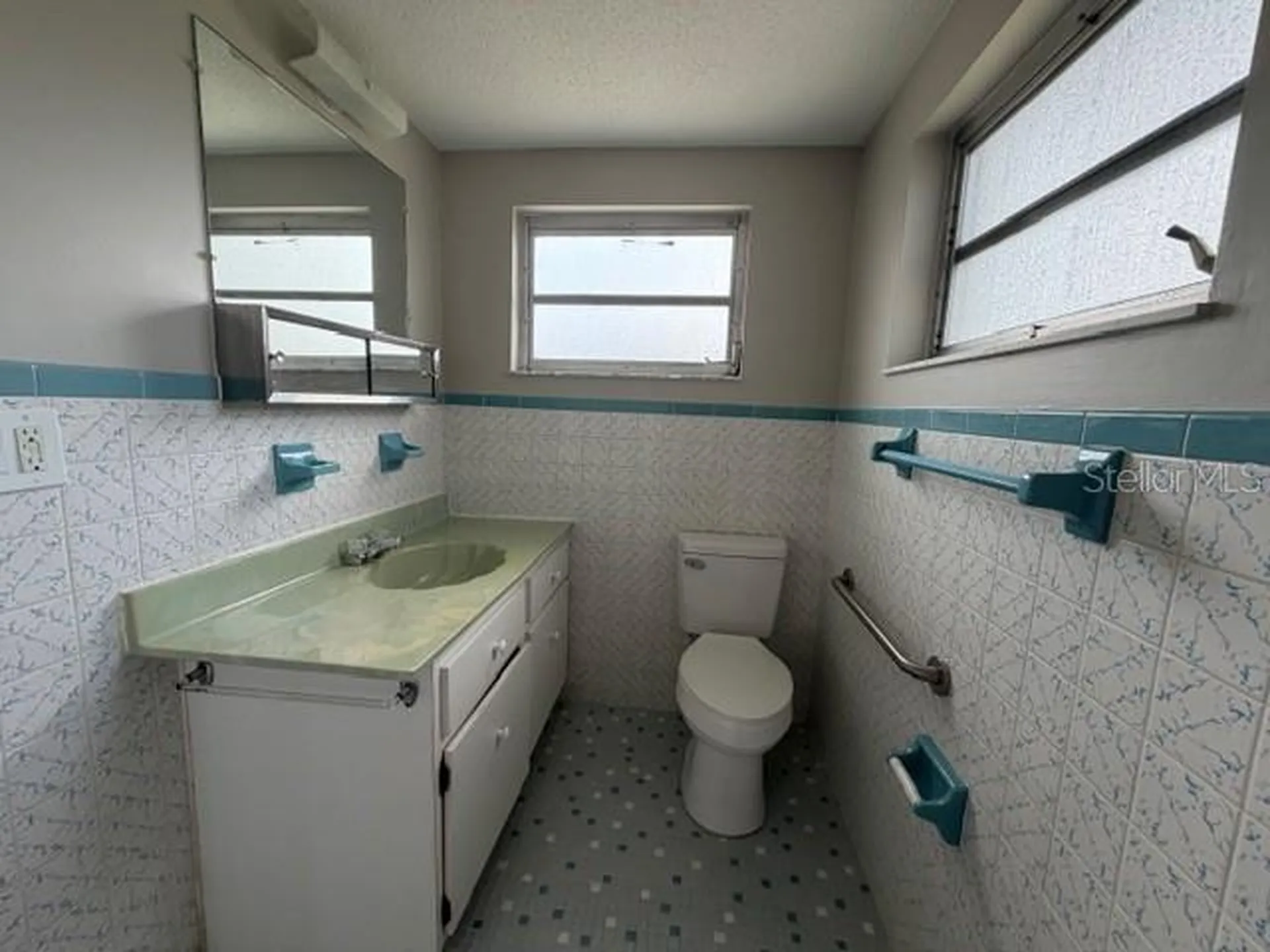 3220 Huntington Road Holiday FL 34691