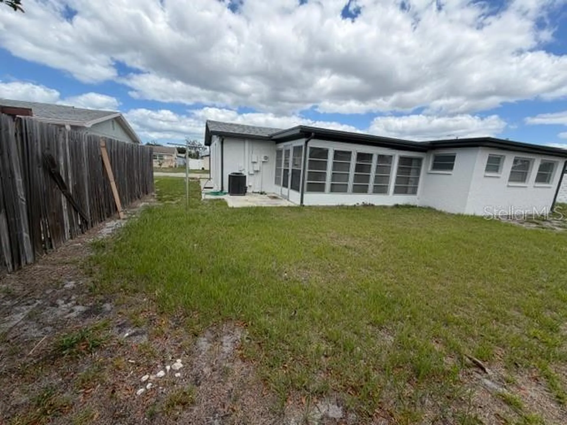 3220 Huntington Road Holiday FL 34691