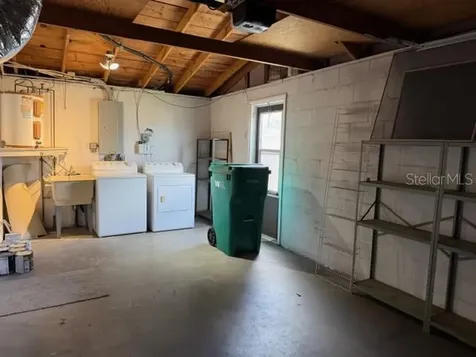 3220 Huntington Road Holiday FL 34691
