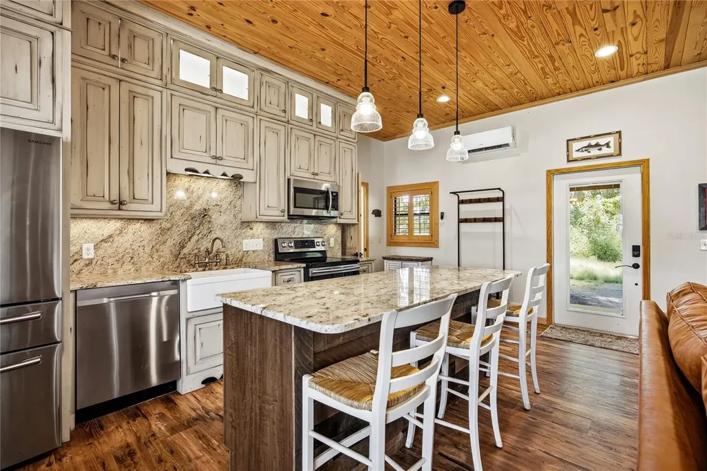 9004 NW 226th Street Alachua FL 32615