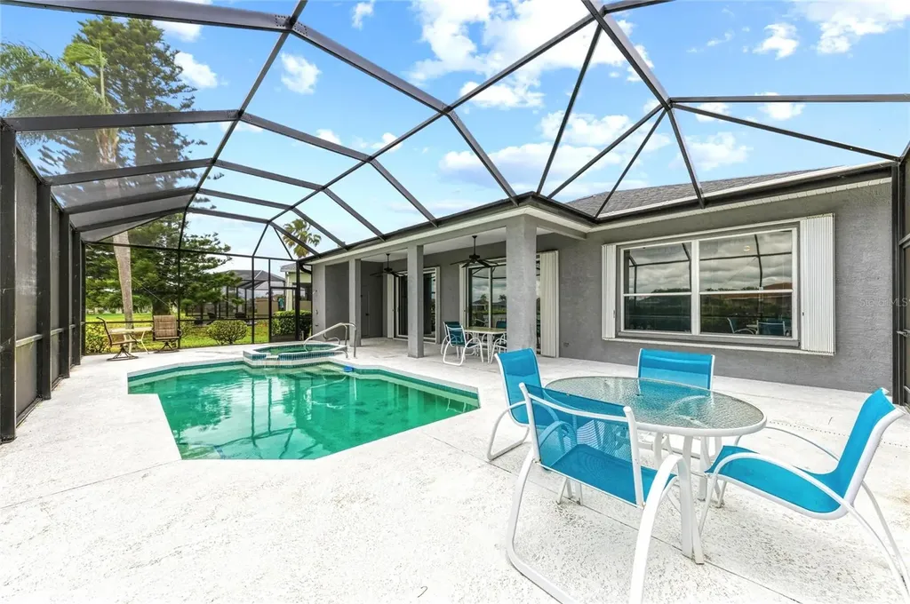 4514 50th Drive W Bradenton FL 34210