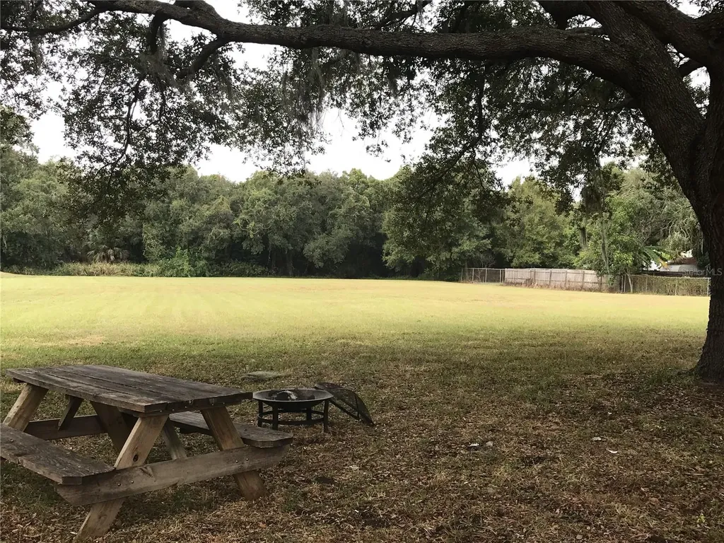 400 20th Street E Bradenton FL 34208