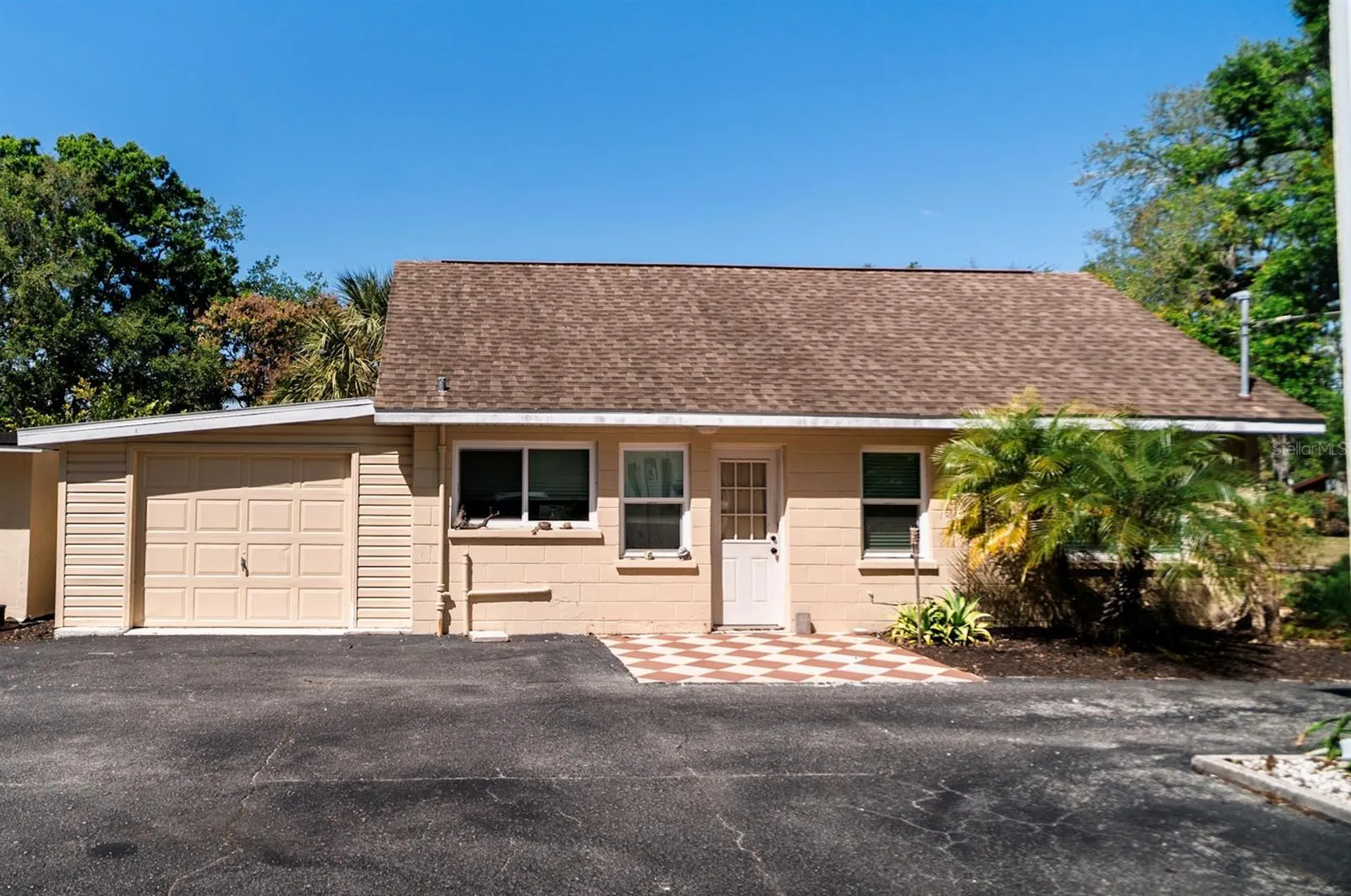 400 20th Street E Bradenton FL 34208