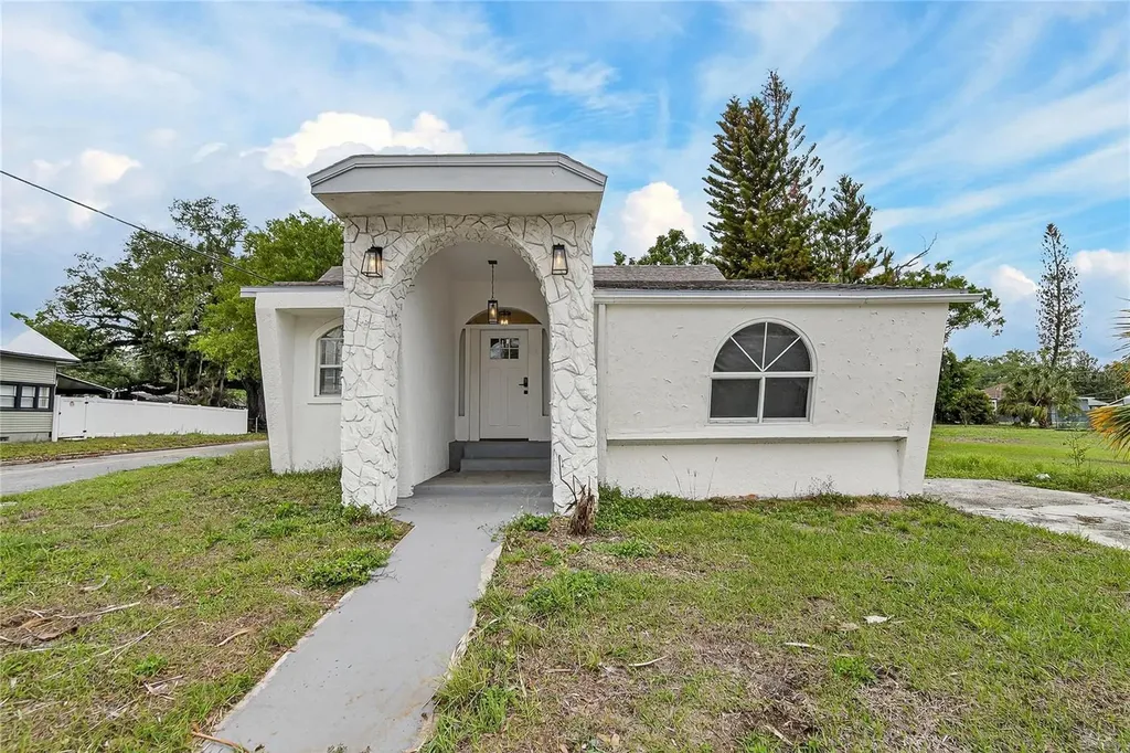 800 N Church Avenue Mulberry FL 33860