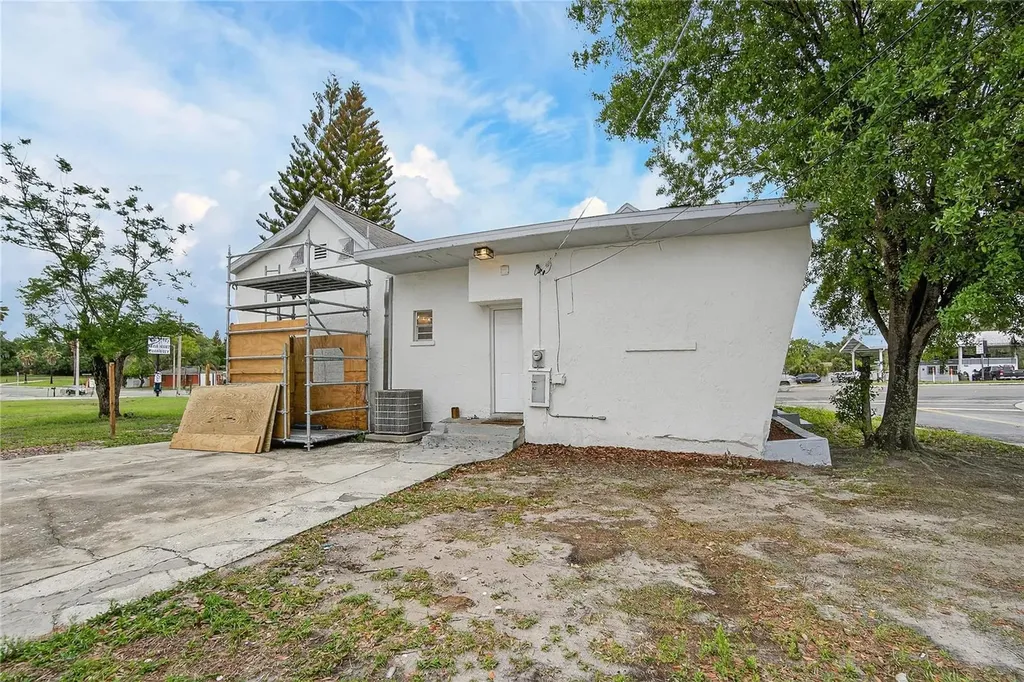 800 N Church Avenue Mulberry FL 33860