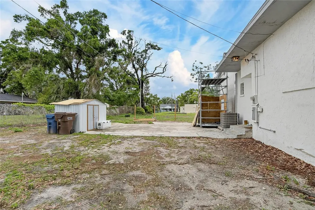 800 N Church Avenue Mulberry FL 33860