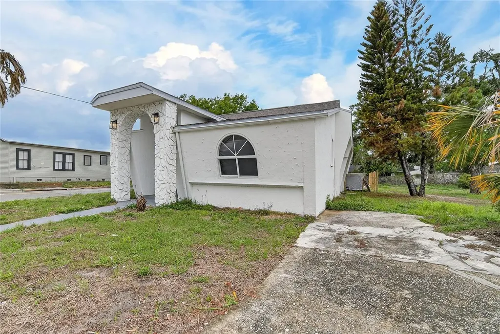 800 N Church Avenue Mulberry FL 33860