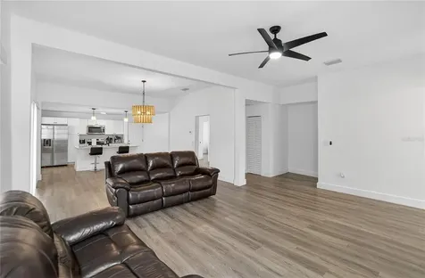 800 N Church Avenue Mulberry FL 33860