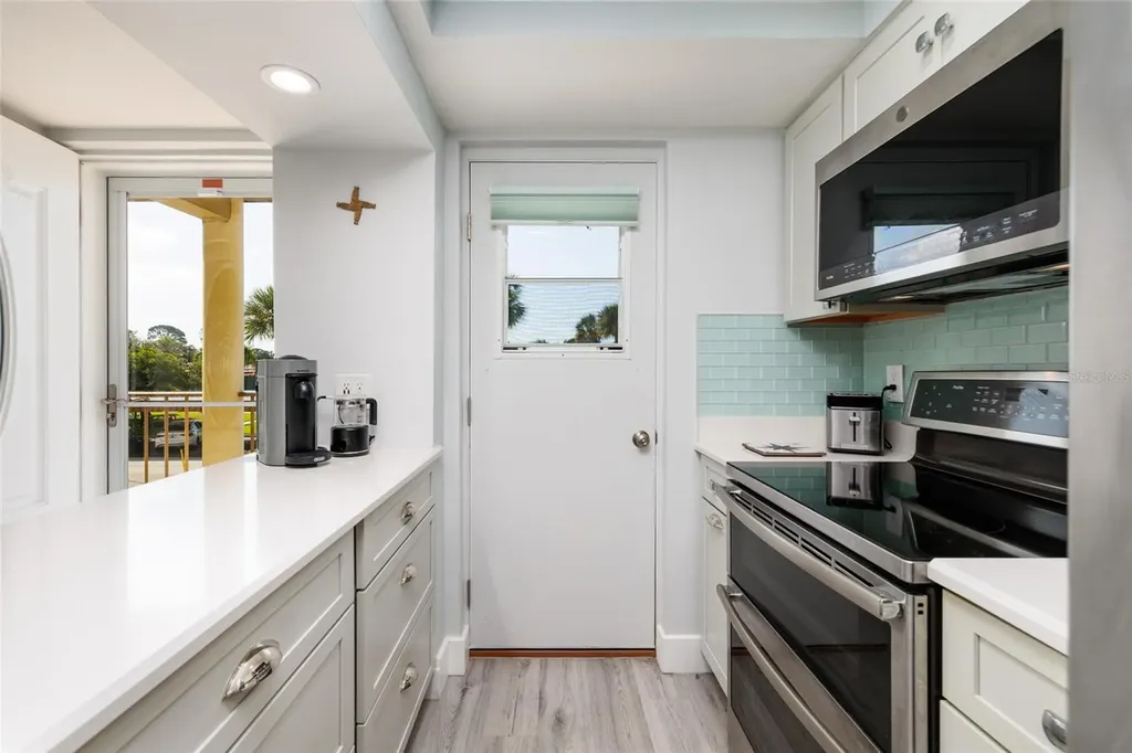 1 Boca Ciega Point Boulevard St Petersburg FL 33708