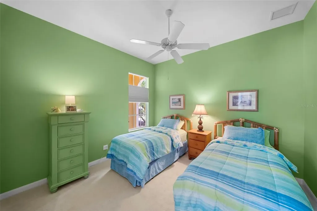 7687 Uliva Way Sarasota FL 34238