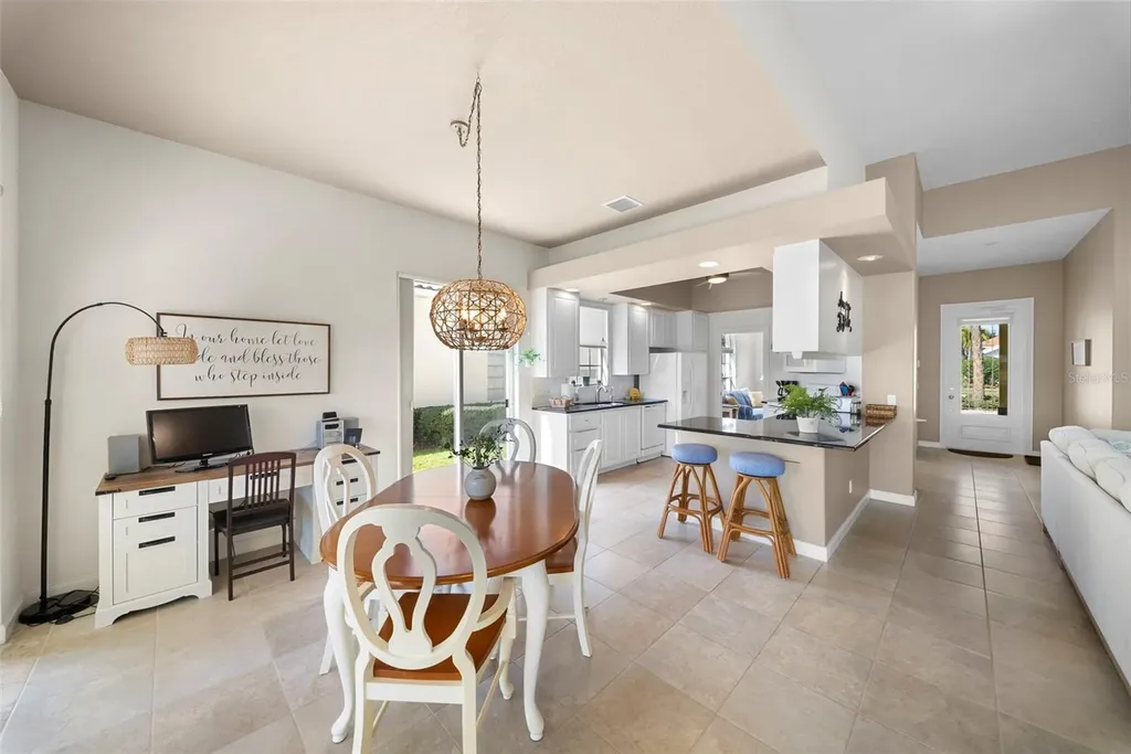 7687 Uliva Way Sarasota FL 34238