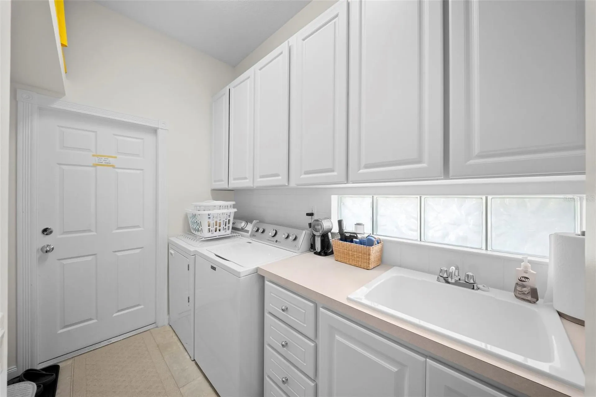 7687 Uliva Way Sarasota FL 34238
