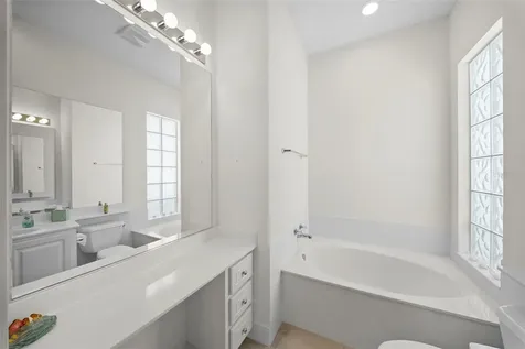 7687 Uliva Way Sarasota FL 34238