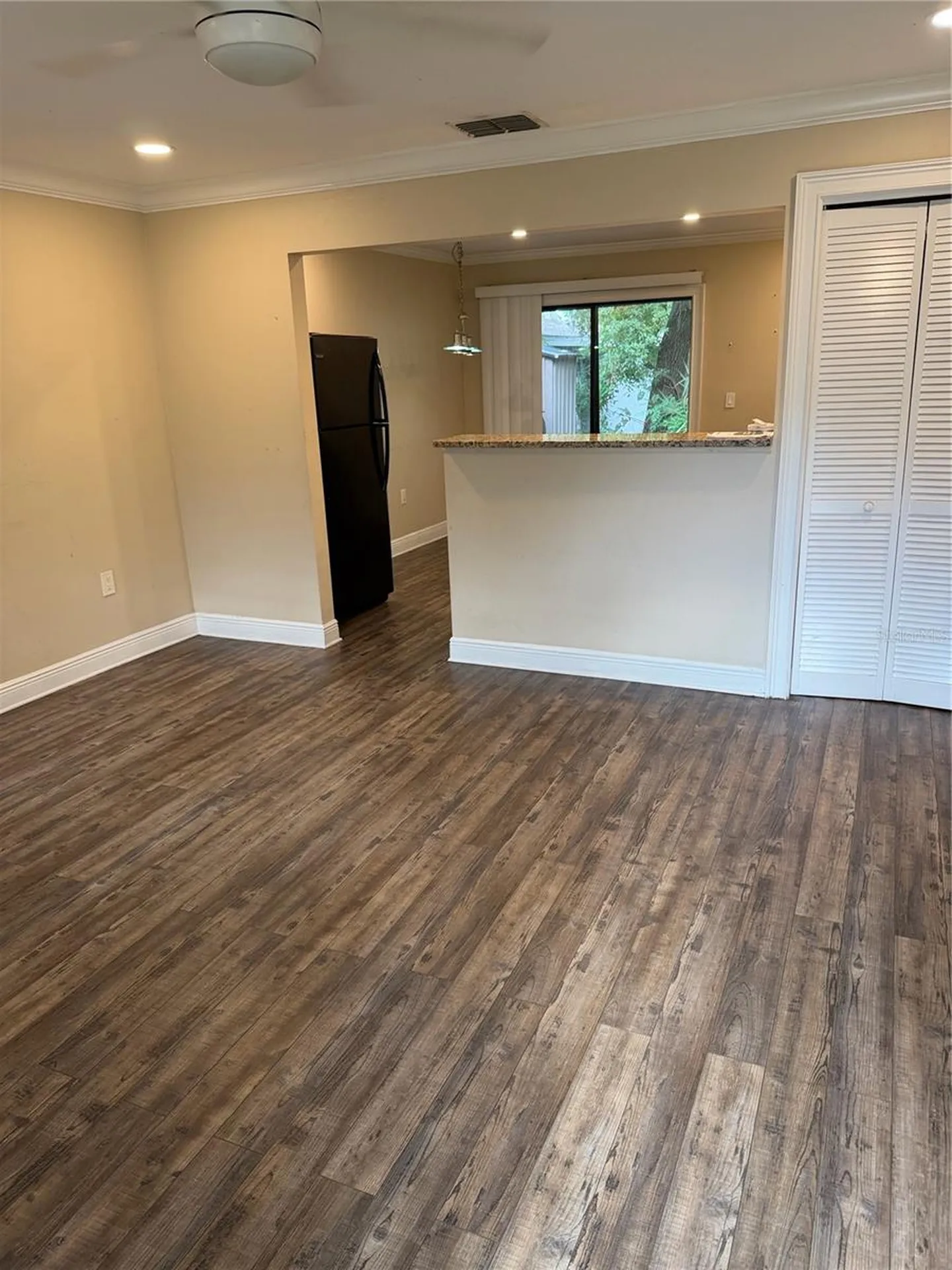 447 6th Avenue NE Largo FL 33770